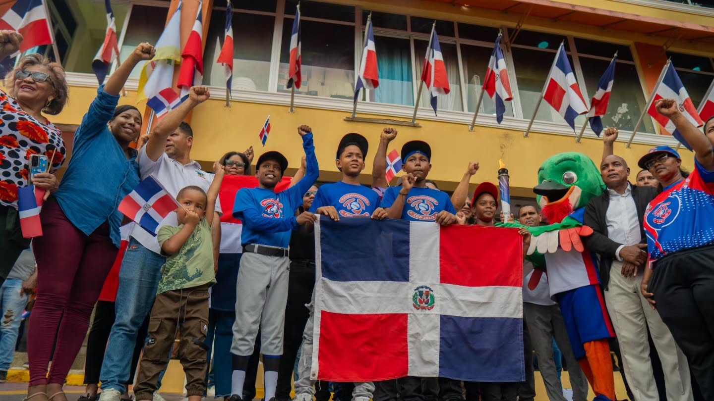 Llama de los Valores llega a Pantoja para inspirar a la comunidad local